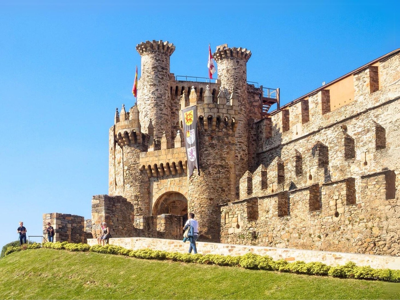 Casco histórico de Ponferrada: ruta a pie desde el Castillo